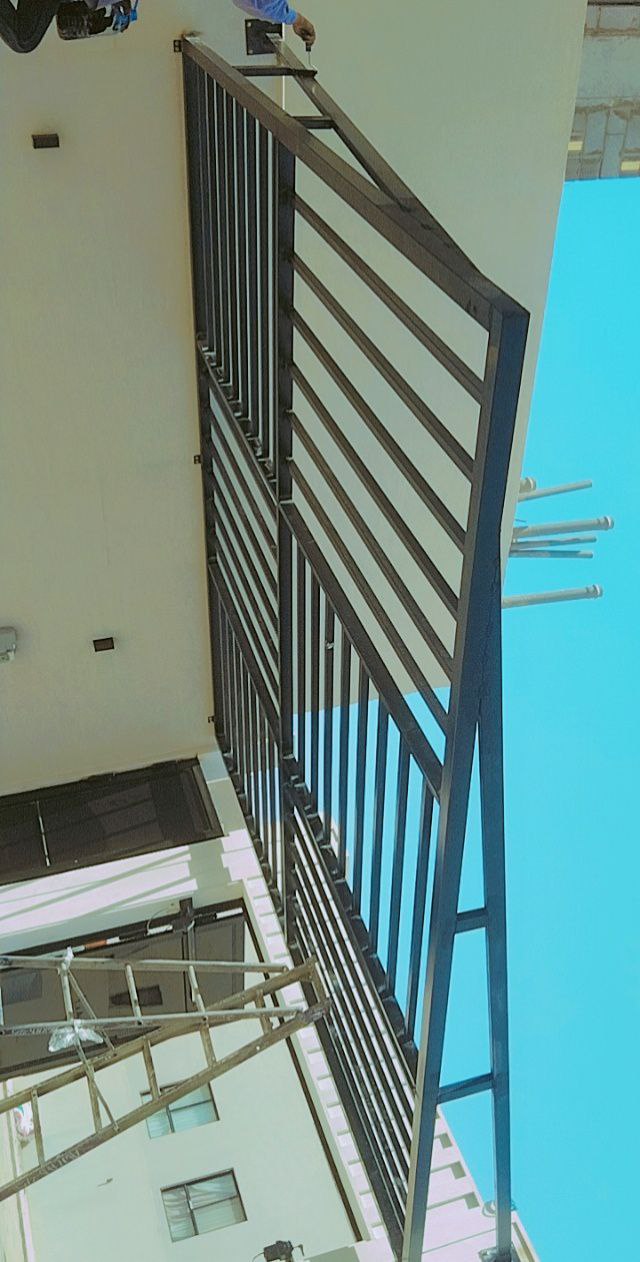 برجولة في حديقة - تصميم فاخر
