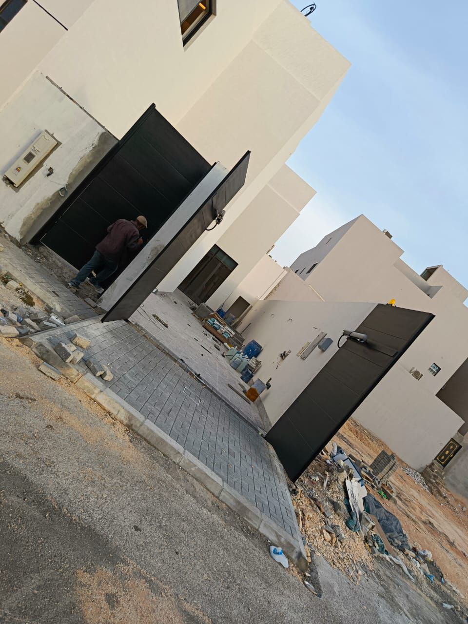 باب حديدي مقاوم للحرائق